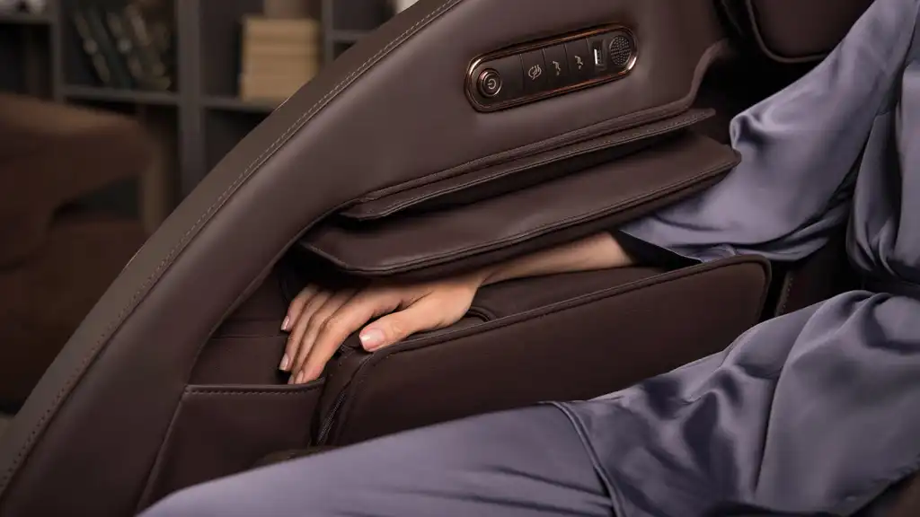 hand_massage.jpg